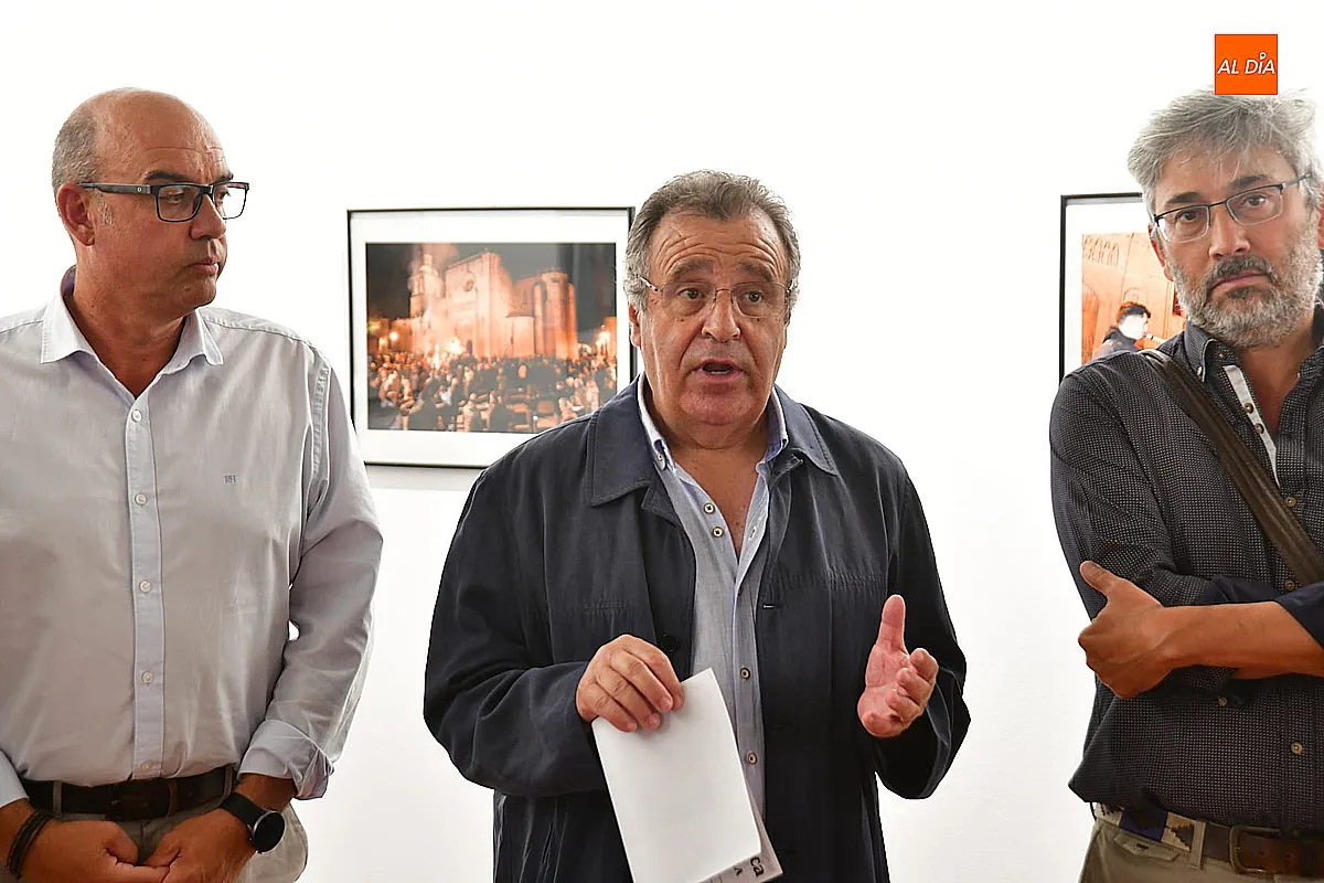 Foto 11 - La exposici&oacute;n `Hogueras tradicionales en la Tierra de Ciudad Rodrigo&acute; inaugura las I Jornadas sobre Patrimonio Cultural Inmaterial